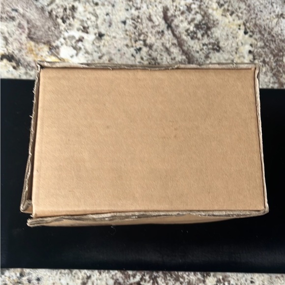 New Stunning Viking Green Marble Maul Book Ends.  Weight is 4 pounds each. - Picture 10 of 10